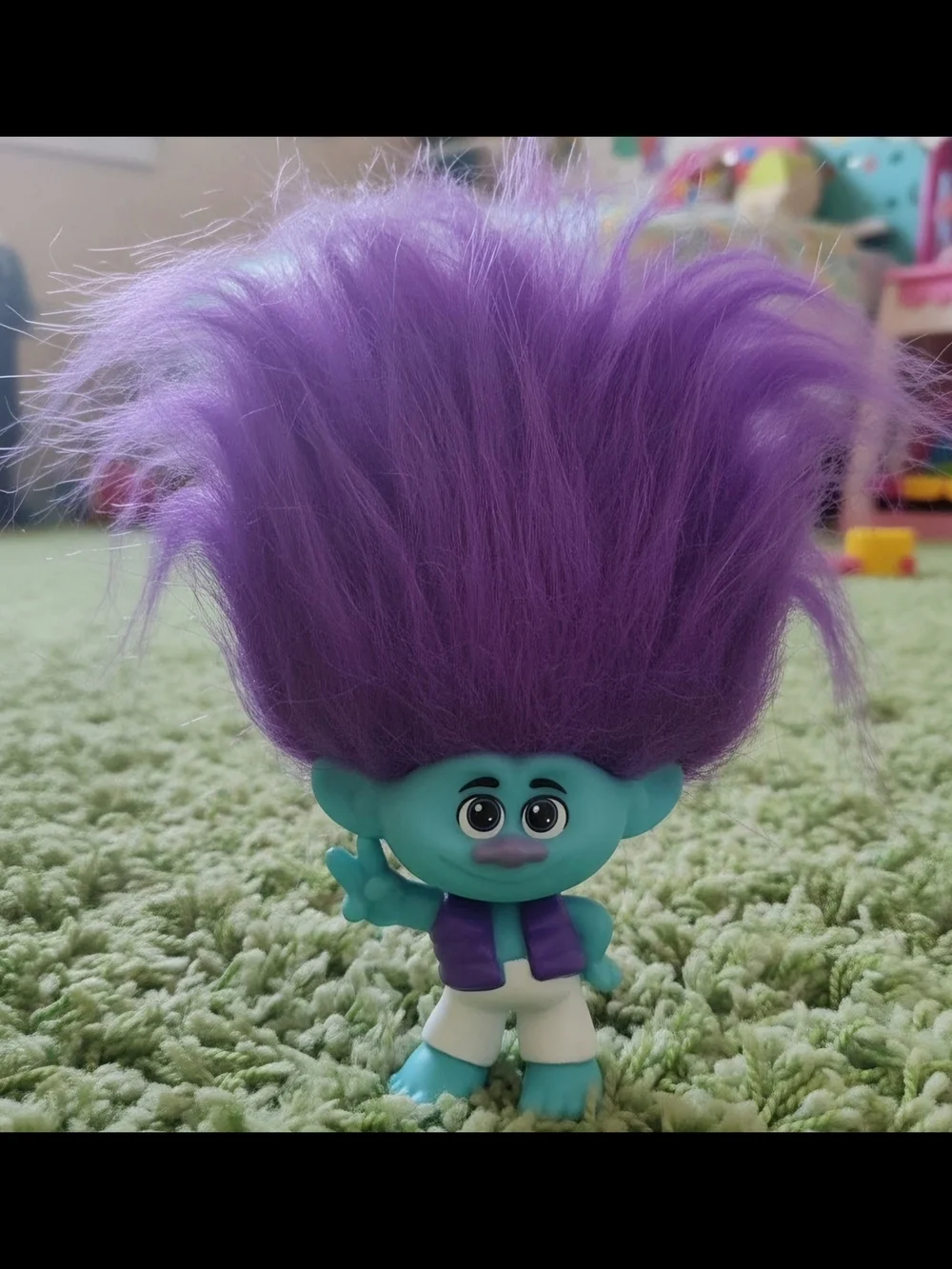 DreamWorks Trolls Band Together Branch  Rainbow Pom Poms Keychain